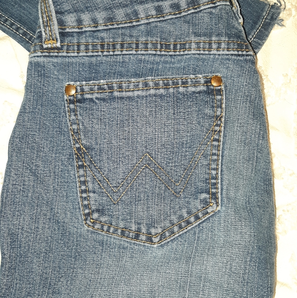 Jeans - Picture 5 of 6
